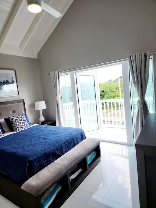 Brand New Luxurious Townhouse In Negril 빌라 0*,  자메이카