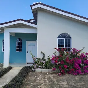  Holiday home Loodik Vacation Brompton Manor